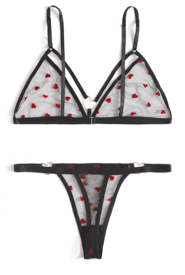 Set de Lencería de Malla con Corazones – Bralette y Tanga Transparente