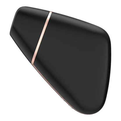Satisfyer love triangle